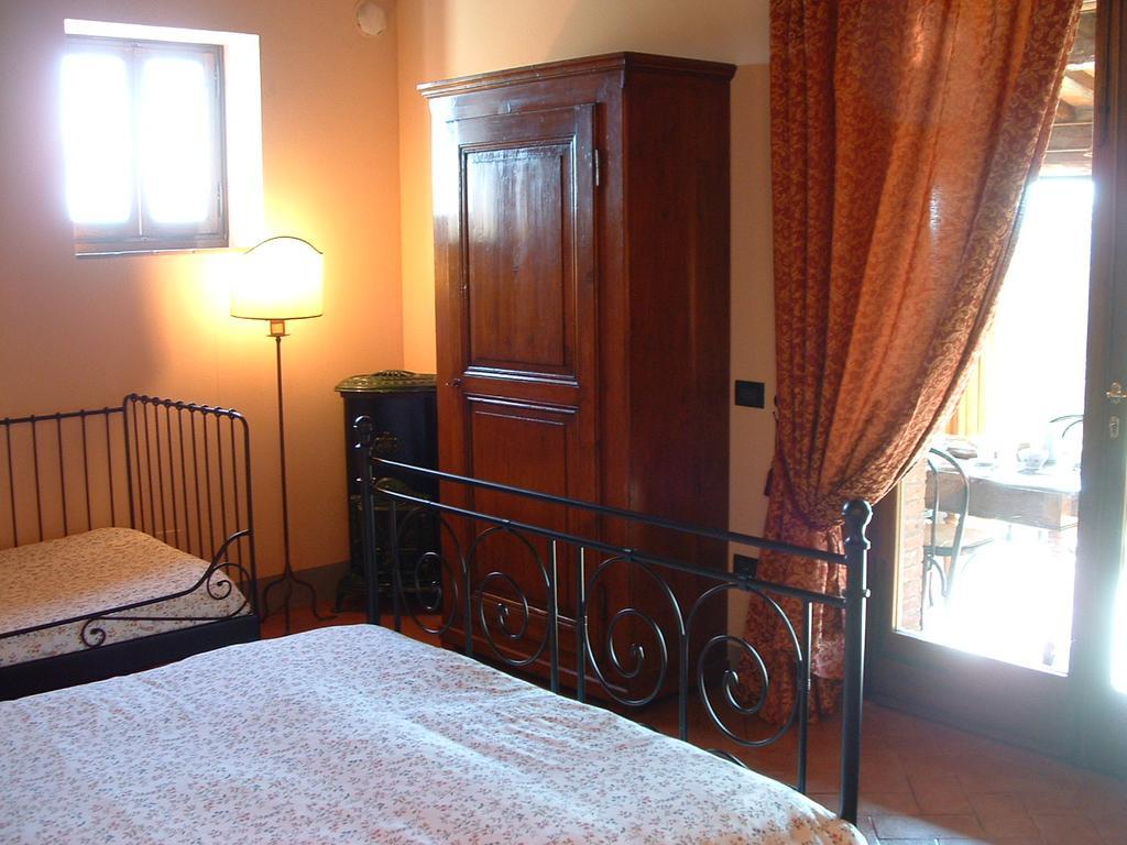 Villa La Sassaia Carmignano Esterno foto
