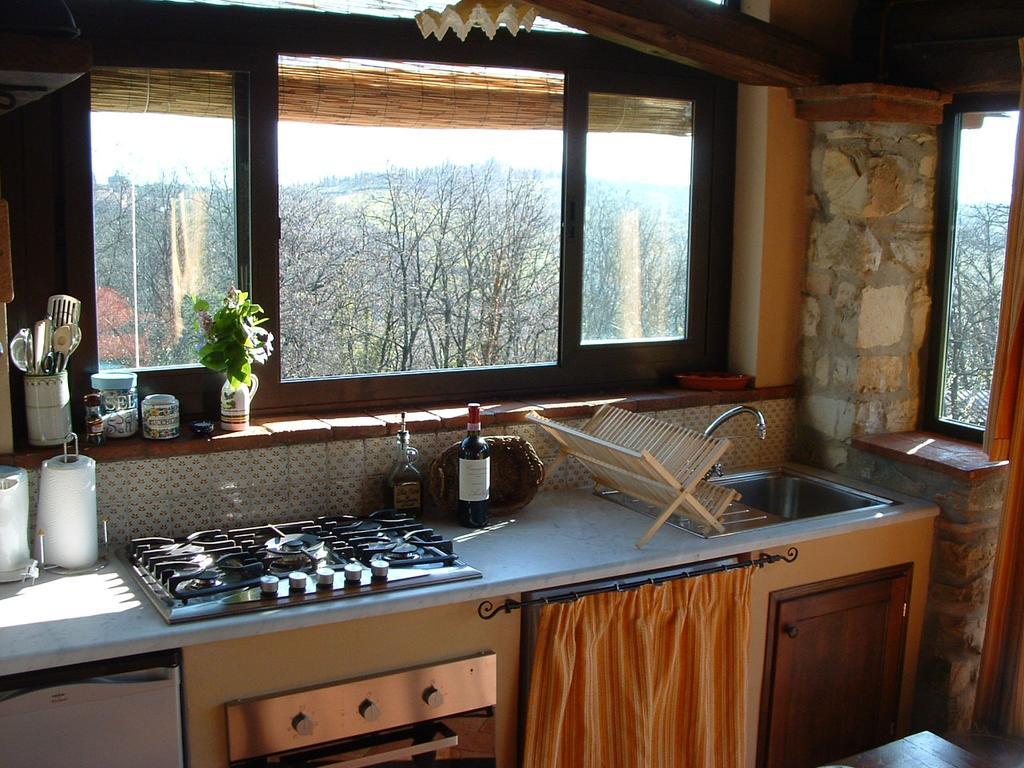 Villa La Sassaia Carmignano Esterno foto