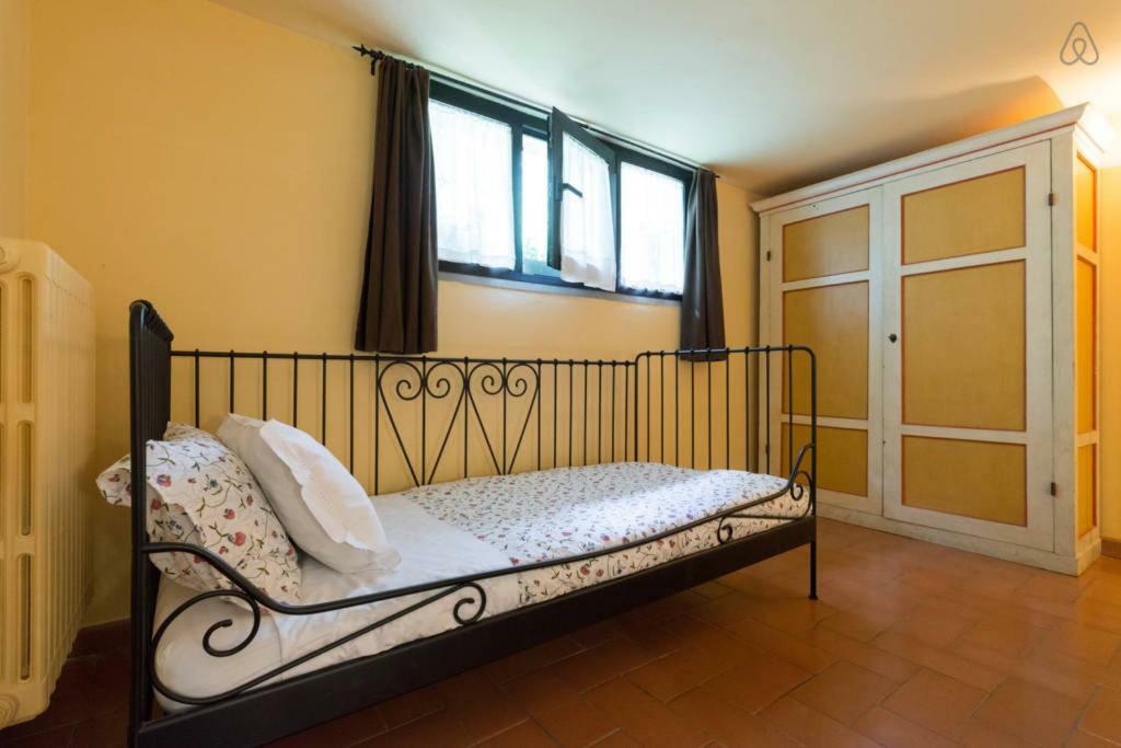 Villa La Sassaia Carmignano Esterno foto