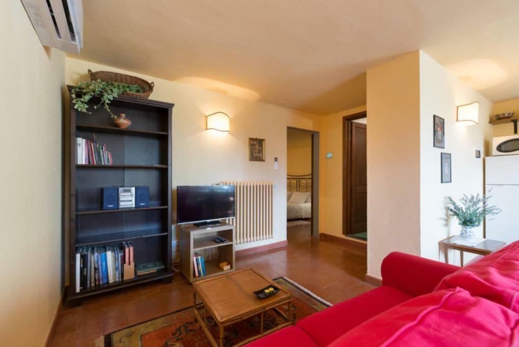 Villa La Sassaia Carmignano Esterno foto